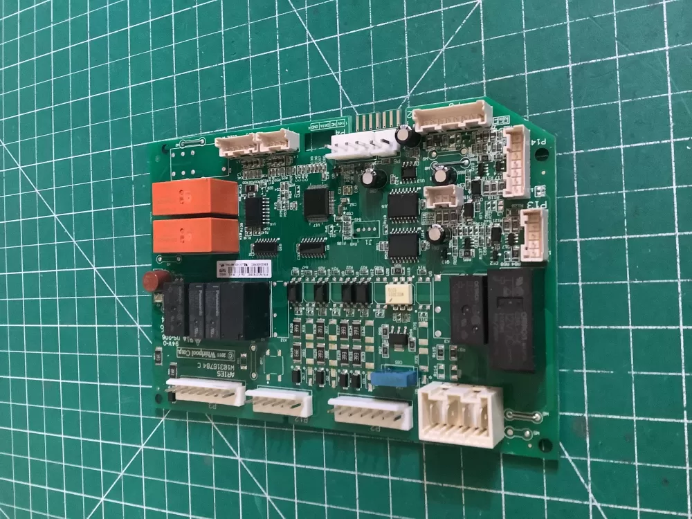 Whirlpool W10743957 Refrigerator Control Board AZ171788 | NR392