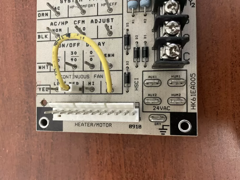 Carrier Bryant HK61EA005 Furnace Board AZ55624 | KM1969