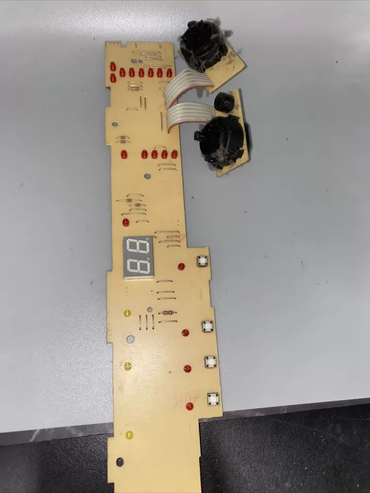 3065287AA6 Bosch Board - Control