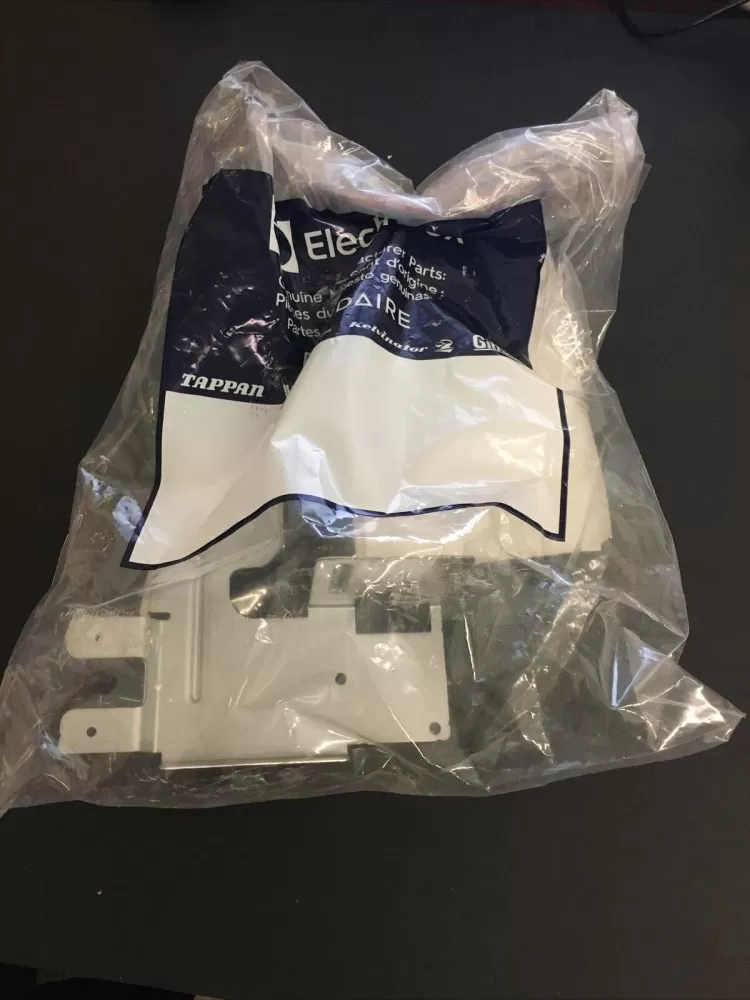 134715801 Electrolux Dryer Bracket