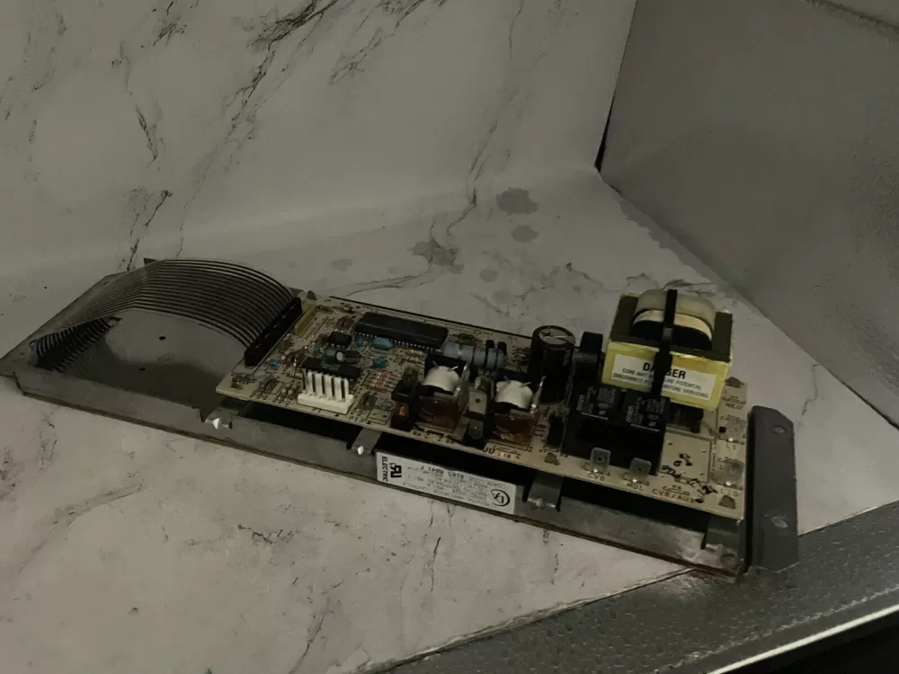 7601P546 Maytag Oven Board - Control
