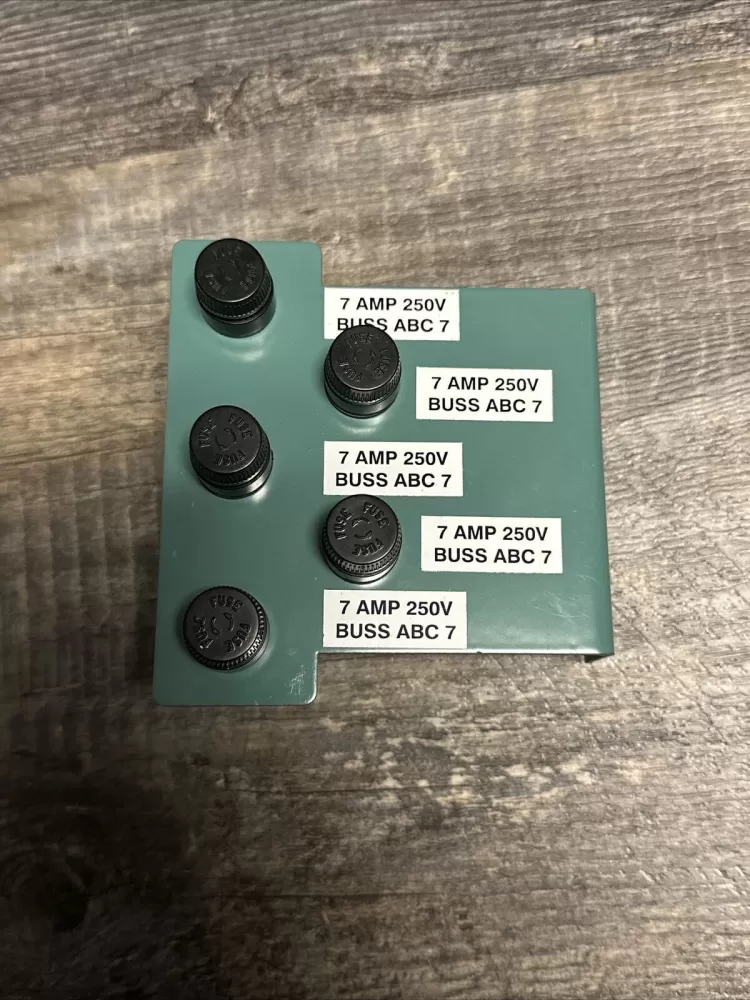 MP00064883 Fuse